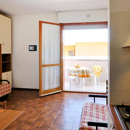 Cavallino-1 By Interhome Daire